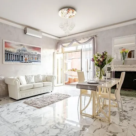 Luxury 4* Rom