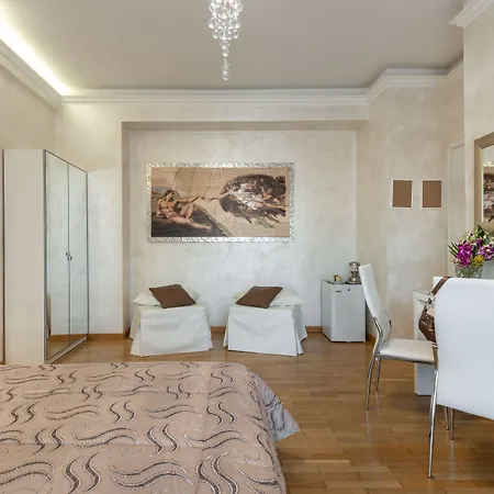 Luxury 4* Rom